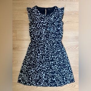 REITMANS Elegant Blue and White Patterned Chiffon Dress